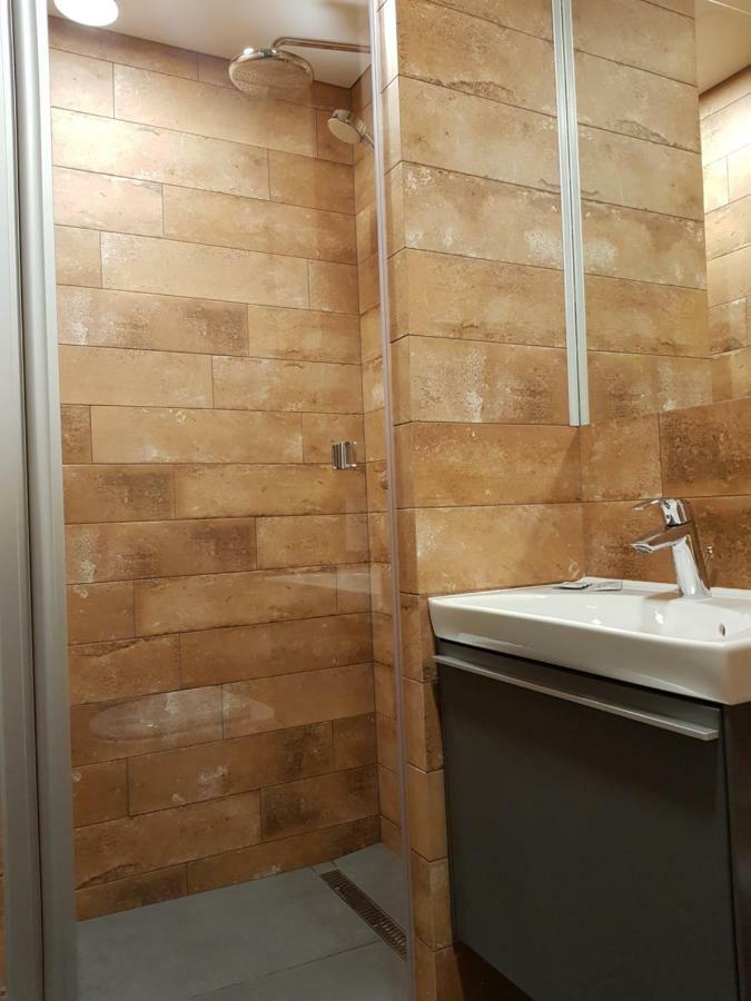 Mona Apartamentai Telsiai Luaran gambar